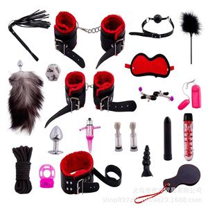 Ensemble de 20 pièces en cuir peluche pour bondage et jeux érotiques SM pour femmes, vente en gros. - Product Image 2