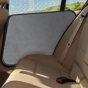 Funda Protectora para Asiento de Coche para Mascotas, Protector de Asiento Trasero Impermeable de PVC Rectangular Negro para Protección en Viajes con Perros - Product Image 3