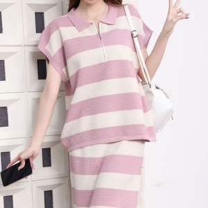 Vente chaude Qualité 2 Pièces Ensemble Femmes Col Roulé Rayé Couleur Bloc Tricots Femmes À Manches Courtes Rétro Doux Femmes Ensembles - Product Image 5