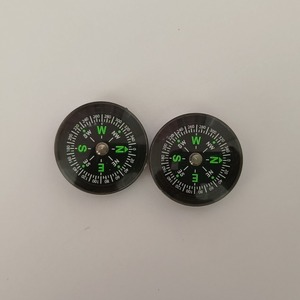 Boussole en plastique de 30 mm, boussole d'alpinisme, boussole portable, équipement de camping - Product Image 4
