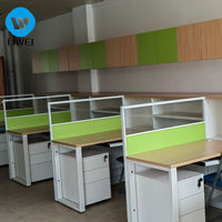Postes de travail modulaires en bois écologiques de luxe modernes pour personnel, avec cloisons personnalisables en couleurs