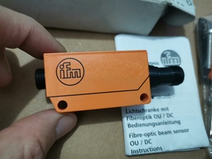 One for IFM New OU5044 Photoelectric Sensor in Box China - Product Image 2