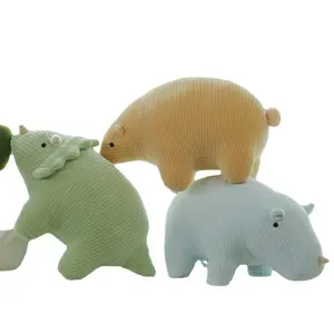 almofadas de pelúcia Suppliers-Urso bonito de pelúcia, boneca de urso novo de wien, girino triceratops, urso polar, brinquedo de pelúcia para casa, atacado