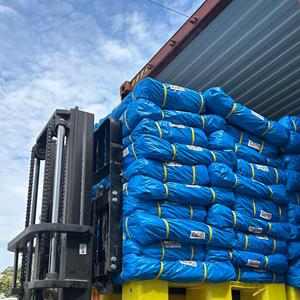 Bâche en plastique HDPE PE 4x5m bleue et blanche, imperméable, pour séchage de tissus et de cultures en extérieur, fabriquée en Chine - Product Image 5