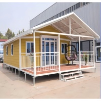 Maisons familiales de luxe modulaires préfabriquées détachables à deux étages de 20 pieds avec structure en acier isolée OEM/ODM