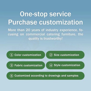 Set di Tavoli e Sedie Retrò di Alta Gamma per Caffè e Taverne, Arredamento Commerciale per Bar di Whisky e Sigari, Divano in Pelle Incluso - Product Image 4