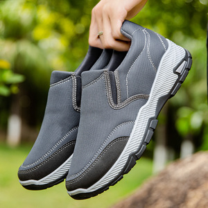 Vente en gros de chaussures de sport tendances confortables pour hommes, chaussures de course respirantes pour hommes, chaussures de trekking - Product Image 3