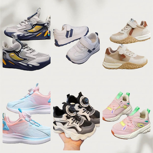 <span class=keywords><strong>Zapatillas</strong></span> deportivas usadas al por mayor para niños y niñas, calzado <span class=keywords><strong>de</strong></span> segunda mano <span class=keywords><strong>en</strong></span> fardos. - Product Image 3