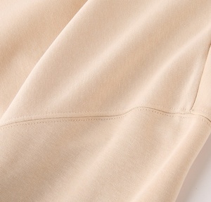 <strong>Wholesale</strong> 320Gsm Cotton Pullover <strong>Sweatshirts</strong> Custom Printed Oversized Crew Neck for Men Solid Pattern Plain Dyed for Autumn - Product Image 6