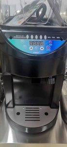 เครื่องทำน้ำแข็งไสไฟฟ้า FEST ขนาด 8 กิโลกรัม/นาที 110V/220V - Product Image 4