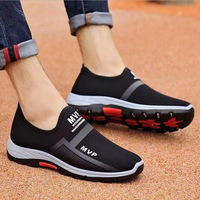 Sepatu olahraga kualitas tinggi harga rendah untuk pria Fly Knit bersirkulasi sepatu olahraga populer murah