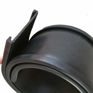 Joint <span class=keywords><strong>de</strong></span> réservoir <span class=keywords><strong>de</strong></span> carburant EPDM avec pince en caoutchouc en forme <span class=keywords><strong>de</strong></span> U <span class=keywords><strong>Bande</strong></span> d'étanchéité à rainure en forme <span class=keywords><strong>de</strong></span> U - Product Image 3