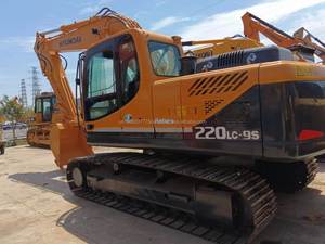 Used Hyundai 220 Model 22 Ton Excavator for Sale From Korea <b>Cheap</b> Price Original Paint and Engine - Product Image 3