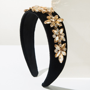 Diadema de terciopelo coreano con diamantes de imitación para mujer, accesorios florales barrocos para el cabello, accesorios nupciales de lujo con cristales - Product Image 3