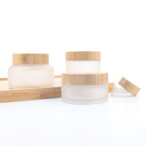 Vasetti in Vetro Opaco da 200ml con Coperchio in Bambù e Spalla Obliqua per Cosmetici 200g BJ26J - Product Image 3