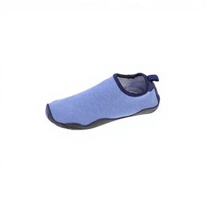 Zapatos Deportivos Ligeros de Neopreno UOO de Color Puro para Caminar, Ideales para Primavera, Verano, Otoño, Invierno y Playa - Product Image 1