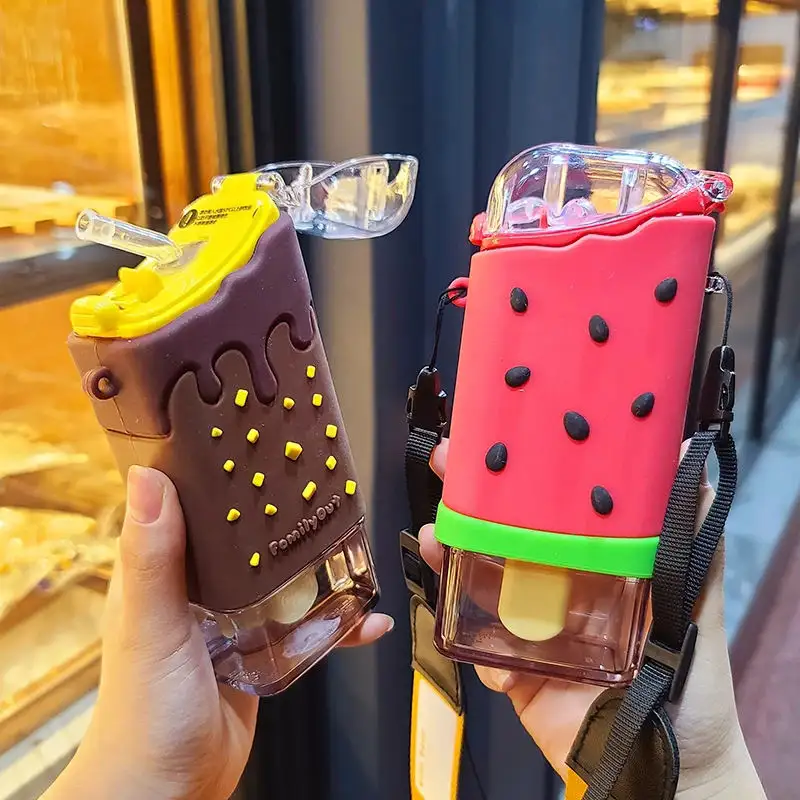 Idウォーターボトルかわいいアイスクリーム用ストラップ付きBpa無料カスタムロゴ付き環境にやさしいプラスチックメーカー子供