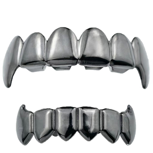 Nouvelle Tendance 2026 : Ensemble de Grillz Dents de Vampire Plaqué <span class=keywords><strong>Or</strong></span> 18K Anti-ternissement - Surface Lisse, Bijoux Dentaires Hip Hop pour Grossistes - Product Image 4