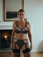 Set Bra & Celana Dalam Wanita Ukuran Besar Berbahan Renda Tanpa Kawat, Cup Lembut, Lingerie Cup Besar, Celana Dalam Transparan