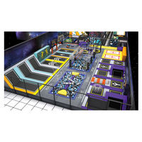 Structure de jeu géante multi-niveaux sur le thème de l'espace, style galaxie, aire de jeux pour enfants, toboggan, équipement de terrain de jeu intérieur pour centre pour enfants