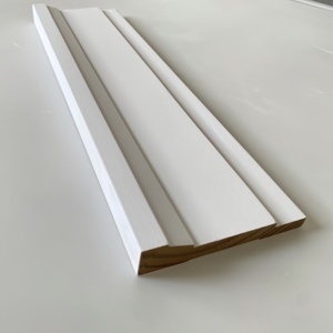 Moldura de unión para suelo y pared de pino imprimado blanco, superficie lisa, para molduras decorativas de pared inferior, suministro para constructores, venta al por mayor, directo de fábrica - Product Image 1