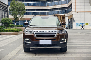 2023 Changan CS95 <span class=keywords><strong>Automobile</strong></span> 2.0T 233Ps L4 voitures d'occasion 2WD/4WD 7 sièges voitures à essence Changan CS 95 SUV en Stock - Product Image 3