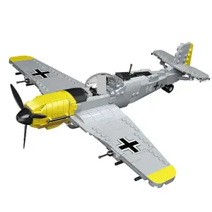 BF-109 1/48 Military Airplanes Model Kit Unisex 471pcs Plastic Jet Blackbird Toy Plane Air Force Building Block Set All Ages!
