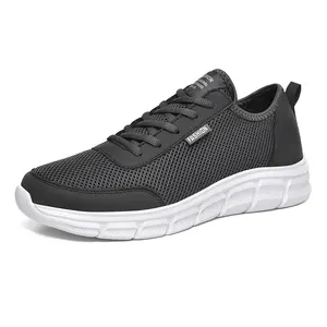 Zapatos deportivos de gran tamaño, zapatos para correr de malla transpirable, fábrica de China, venta al por mayor, peso ligero, informal para hombres, caja de zapatos, PU, goma masculina