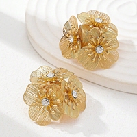 Goujon de vacances d'été doré pour femmes Style tendance perle soleil étoile de mer poisson visage corail fleur goutte principalement en alliage cadeau parfait