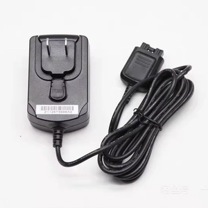 Chargeur de voyage Chargeur personnel avec adaptateur de prise US NNTN8038 NNTN8133 NNTN813 pour radio de la série MTP3000 ou MTP6000 - Product Image 5