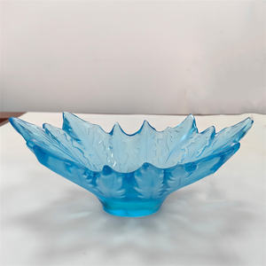 ถาดตกแต่งแก้วคริสตัลลายใบไม้ฝ้าสไตล์อาร์ตเดโค แชมป์ส เอลิเซ่ ชิ้นงานศิลปะสุดหรูสำหรับตกแต่งโต๊ะกลาง - Product Image 6