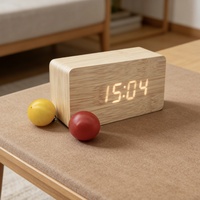 Horloge de bureau électronique simple à LED avec thermomètre, luminescente, multifonctionnelle et silencieuse, en stock direct usine