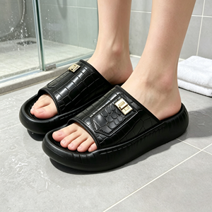 Chaussons plateforme pour hommes, patchwork contrastant, dessus en cuir croco métallisé de luxe, confortables, semelle épaisse, chaussons d'intérieur - Product Image 4