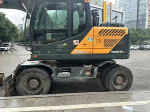 Excavatrice sur chenilles Hyundai d'occasion de haute qualité, 15 tonnes, avec moteur, roue de 150 cm, marteau brise-roche, composants importés, garantie 1 an - Product Image 6