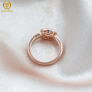Bague de luxe pour femme, sertie de diamants, série Halo, diamant de laboratoire de haute qualité, couleur D, clarté VVS, or 18 carats, personnalisable pour les fêtes - Product Image 3
