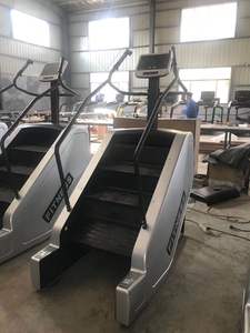 เครื่องออกกำลังกายแบบขึ้นบันได <span class=keywords><strong>ราคา</strong></span>โรงงาน รุ่นยอดนิยมสำหรับใช้ในเชิงพาณิชย์ เครื่องจำลองการปีนบันไดสำหรับยิม อุปกรณ์ออกกำลังกายแบบขึ้นบันได - Product Image 2