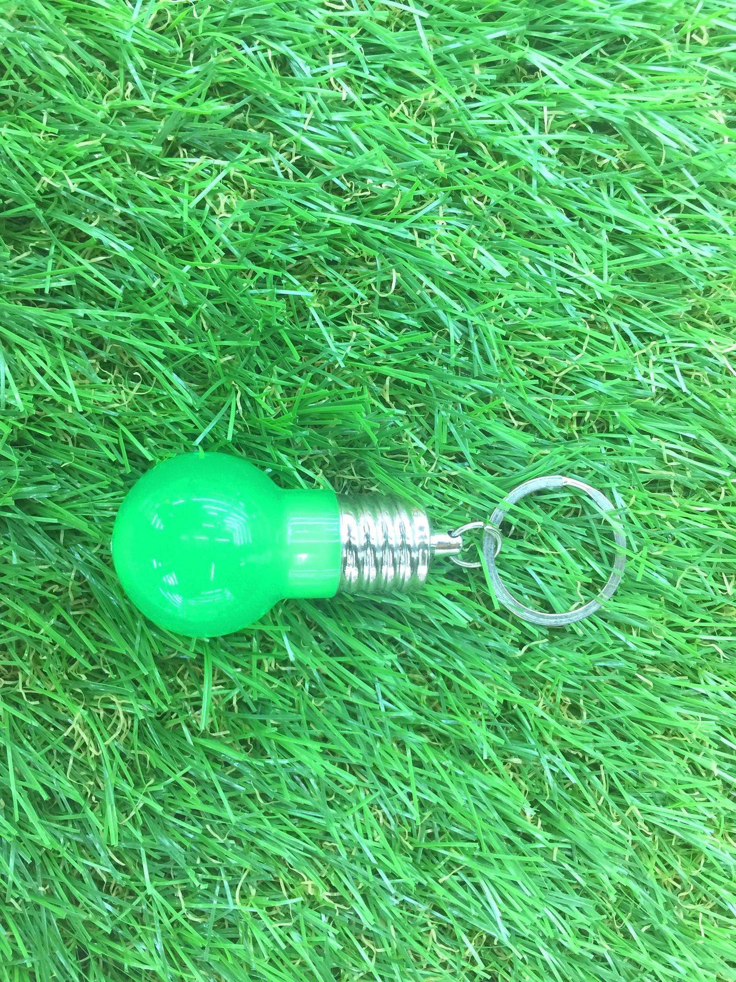 สีเขียว