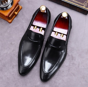 Chaussures d'été pour hommes à bout fermé, légères et respirantes, mocassins à enfiler, chaussures de marche décontractées et tendance en cuir de vache - Product Image 1