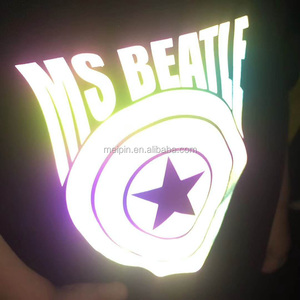 Áo Sơ Mi In Logo Phản Quang Trên Nhãn Vinyl Chuyển Nhiệt Cho Áo Phông - Product Image 4