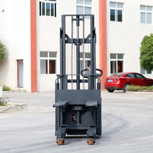 Apilador Eléctrico Profesional Nuevo de 1.5 Toneladas con Sistema Hidráulico Robusto para Talleres de Reparación de Maquinaria - Product Image 5