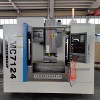 Centre d'usinage CNC 3/4 axes fabriqué en Chine, centre d'usinage VMC7124, centre d'usinage CNC pour petites pièces métalliques XK7124