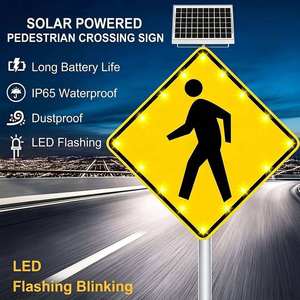 Panneau de signalisation routière solaire à LED 24 pouces noir et jaune en aluminium réfléchissant de quatrième qualité avec étanchéité IP65 haute résistance - Product Image 1