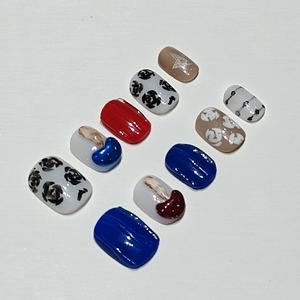 Muhaha Trend Design - <span class=keywords><strong>Uñas</strong></span> Postizas con Diseños Creativos y Divertidos <span class=keywords><strong>de</strong></span> Hongos y Flores - Product Image 1