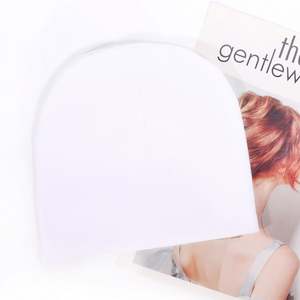 Gorros de Running Personalizados Unisex 100% Acrílicos a Rayas con Logotipo Jacquard y Decoración de Lazo de Tela Común para Maratón de Invierno - Product Image 2