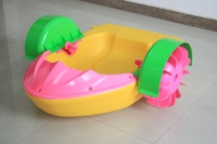 Jouets aquatiques commerciaux de l'Alliance petit bateau à rames à manivelle simple en plastique pour enfants adultes à vendre