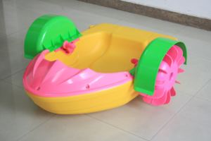 Jouets aquatiques commerciaux de l'Alliance petit bateau à rames à manivelle simple en plastique pour enfants adultes à vendre - Product Image 2