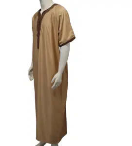 Men's Islamic Robe 2023 Comfortable Solid Colour Long Sleeve High Neck Islamic Ramadan Prayer Arab Robe Islamic Clothing