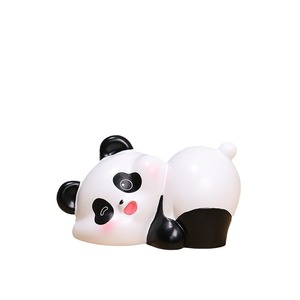 Ornement en résine de panda mignon, 4 pièces, décoration de bureau, cadeau pour le bureau ou la maison - Product Image 5