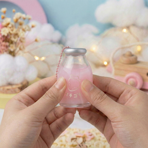 ของเล่นบีบแก้วนมน่ารัก รูปทรงขวดนม ของเล่นบีบคลายเครียด บรรจุของเหลวและน้ำมัน สำหรับเด็กและผู้ใหญ่ - Product Image 3