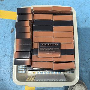 कार्बनिक 2 पीसी हाथ से बना हुआ शीया मक्खन चेहरा शरीर साबुन विटामिन सी रेटिनॉल हल्दी हाइलूरोनिक एसिड साबुन - Product Image 6